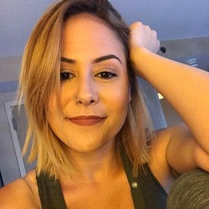 Meet your Posher, Kelsey